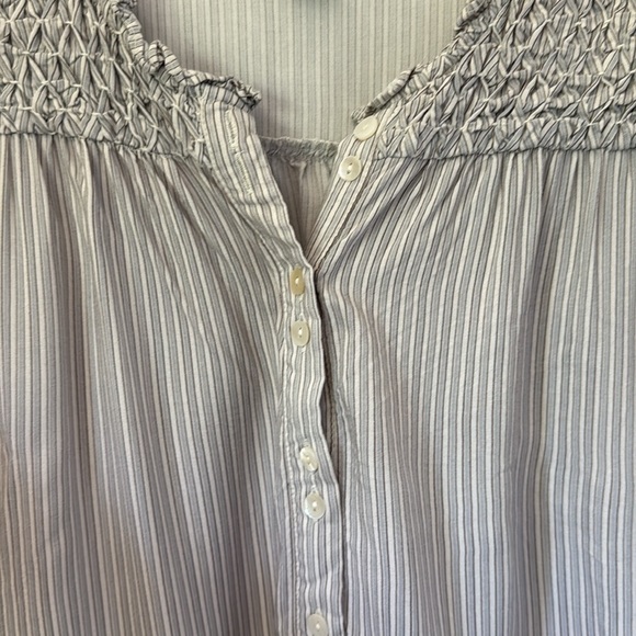 Sundance Marianna Stripe Top Large Gray White Henley Smocked Ruffle Button Up - Picture 7 of 11